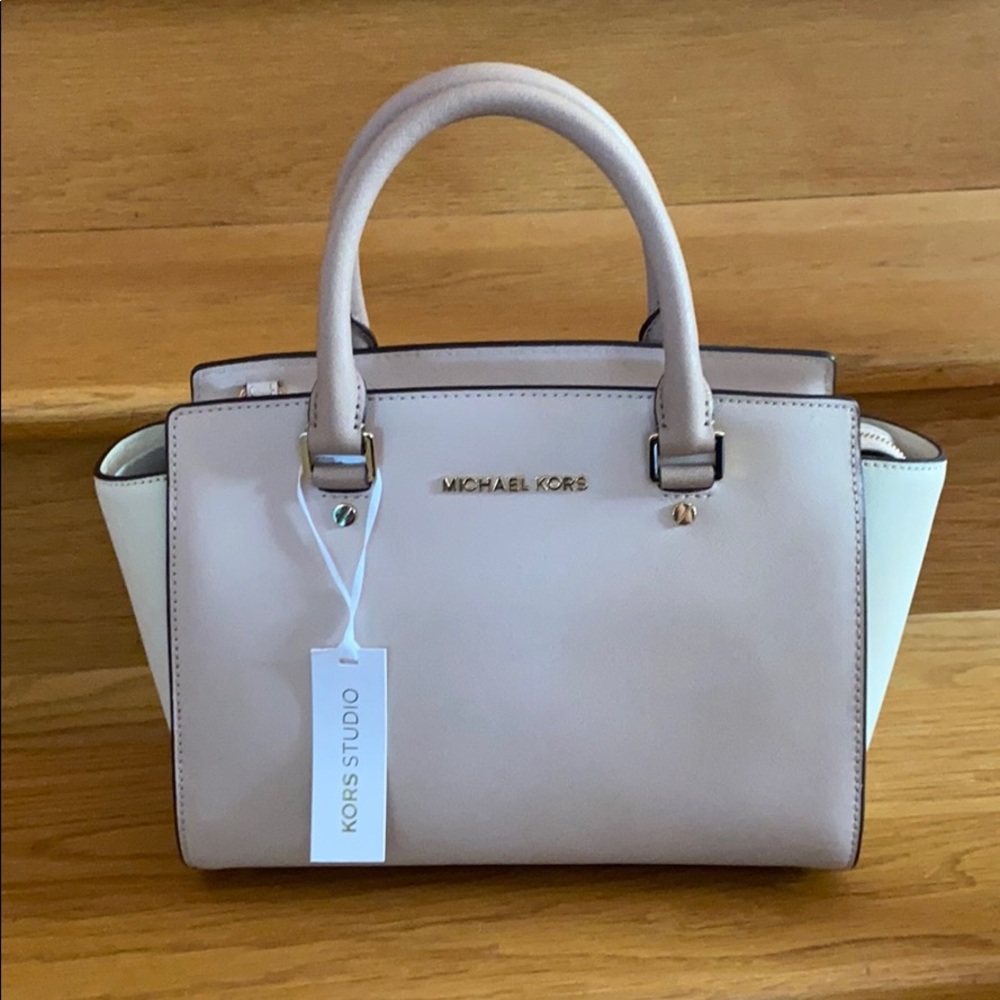 Michael Kors Selma bag